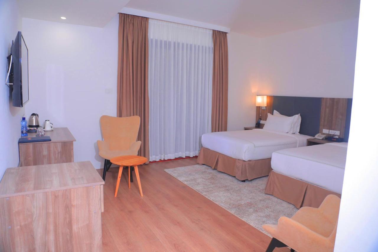 Elmos Hotel แอดดิสอาบาบา ภายนอก รูปภาพ